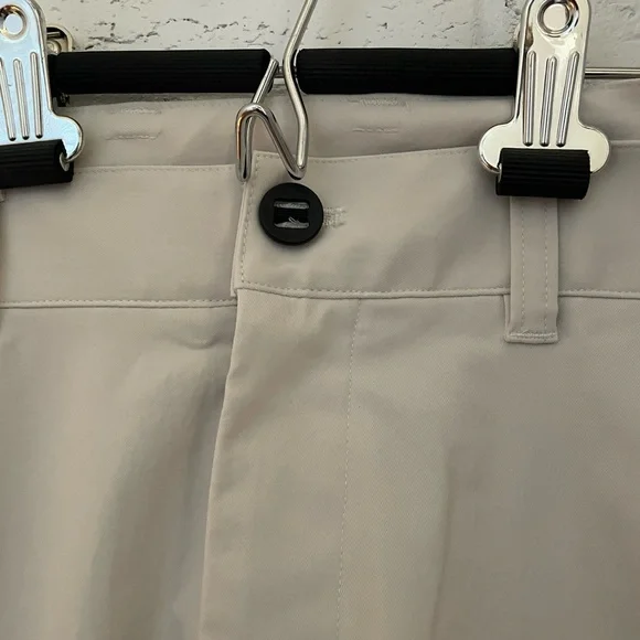 Lululemon Relaxed-Tapered Trouser NWT - Picture 3 of 5